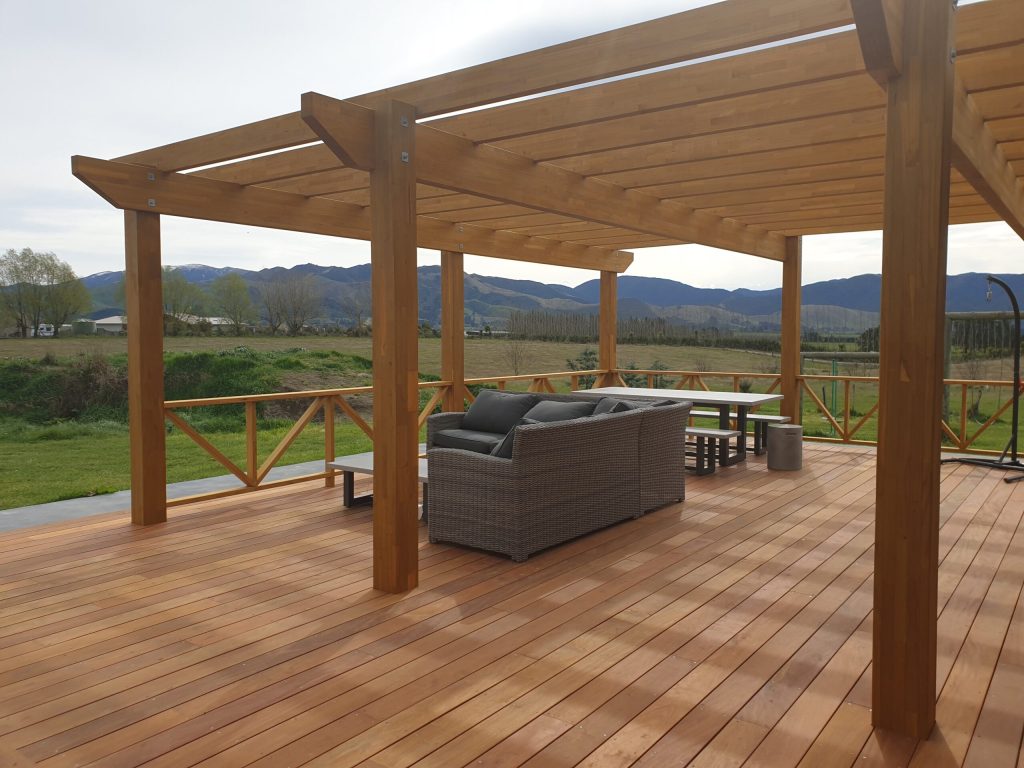 garapa pergola
